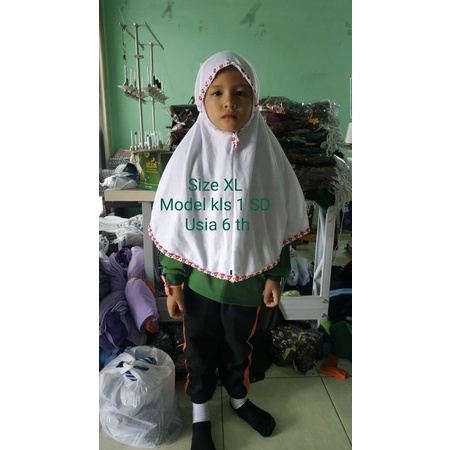 Jilbab sekolah SD dan MI Jilbab Sekolah Anak Jilbab putih seragam sekolah