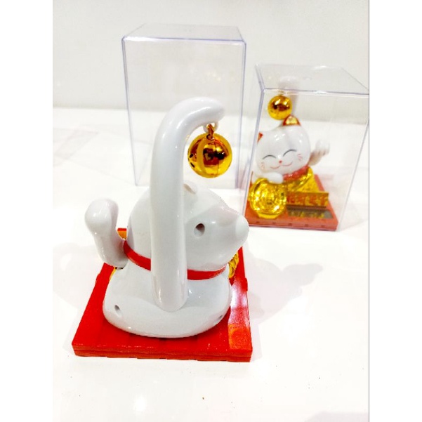 Manekineko Mini Putih / Kucing Hoki Solar Mini / Lucky Cat Jepang