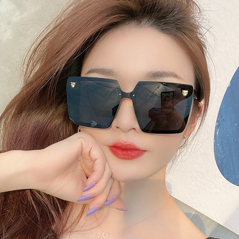 (YUZHU) Korea Fashion Oversized Bingkai Persegi Bingkai Persegi Leopard Kepala Kacamata Hias Baru Fashion Gradient Shade Sunglasses