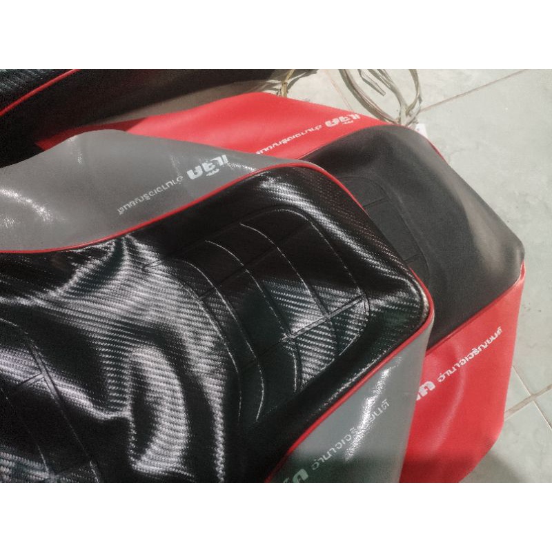 Kulit jok motor pres tanduk jahit lis