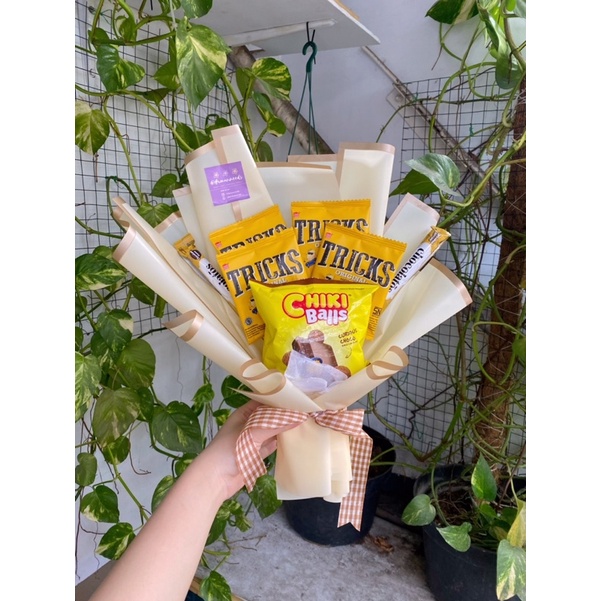 Petite Mini buket snack | bunga wisuda / ulang tahun