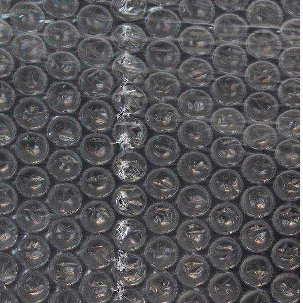 

Bubble Wrap Hitam 60cm X 50m / Buble Wrap
