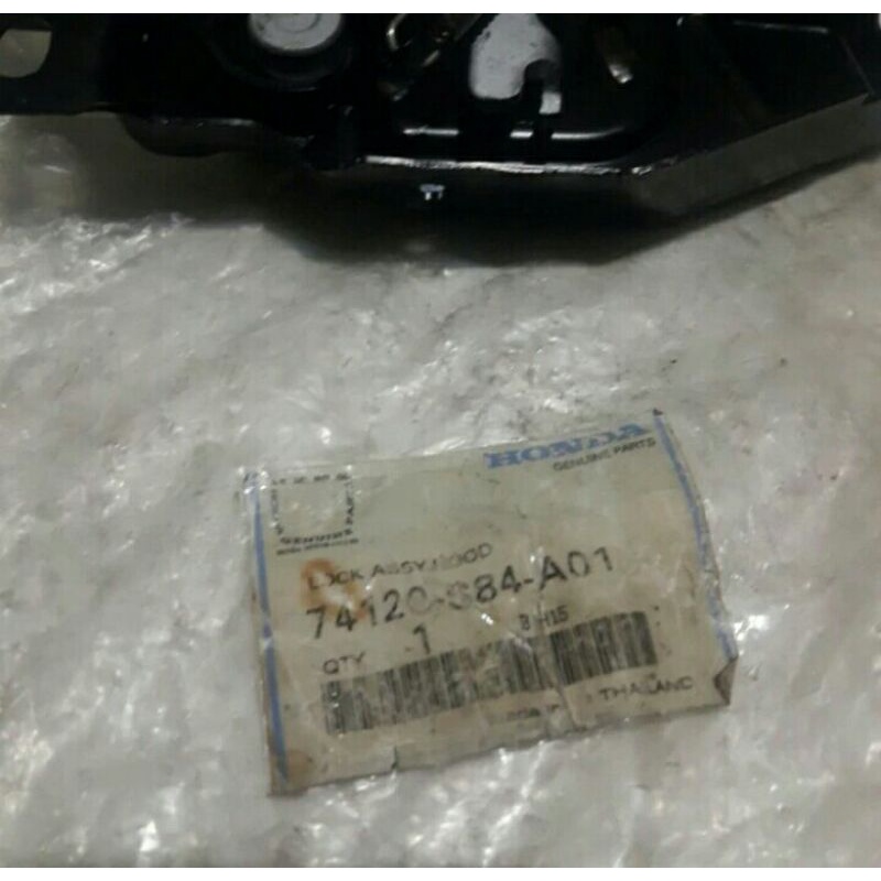 lock kap mesin honda accord S84