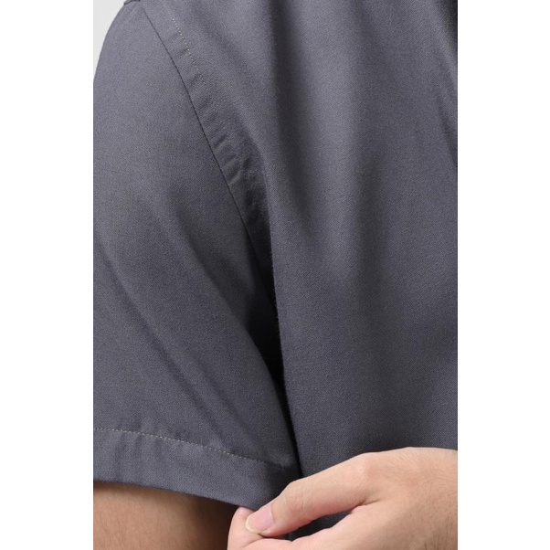 KEMEJA PREPP STUDIO EXETER BLACK BUTTON SHORT SLEEVE SHIRT ASPHALT - S