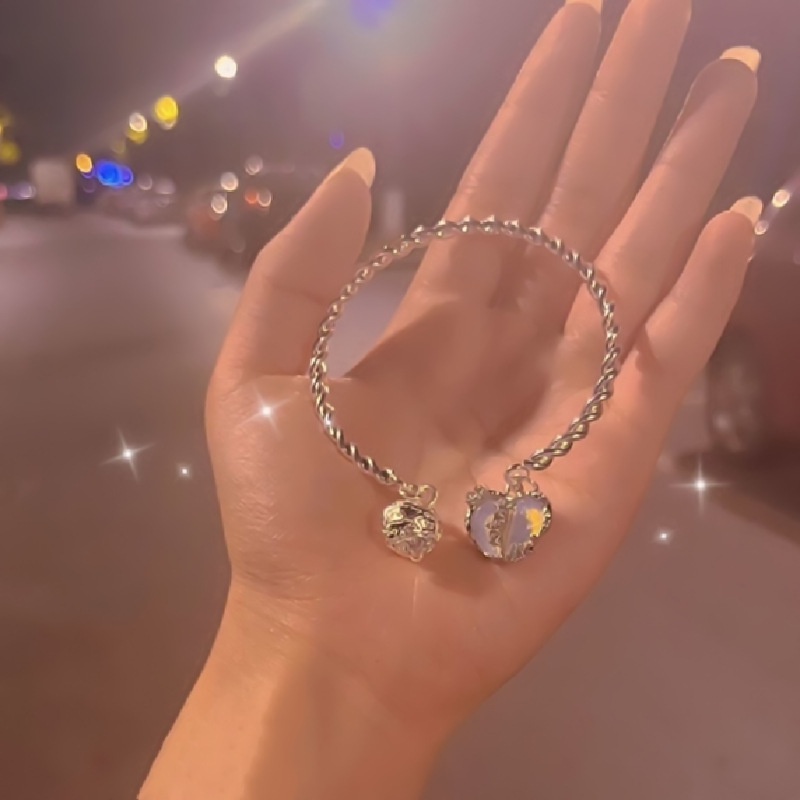 YEEZII Kalung Rantai Liontin Hati Warna Silver Untuk Wanita