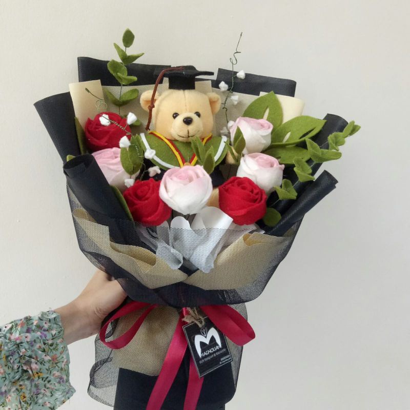 Gaduation bouquet - Buket bunga teddy bear - Boneka profesi - Hadiah sidang wisuda - Magnolian - Typ