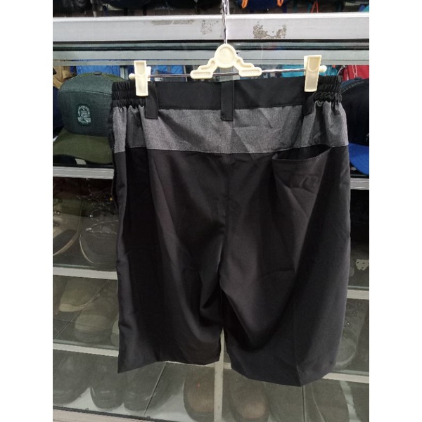 CELANA PENDEK DISTANCE