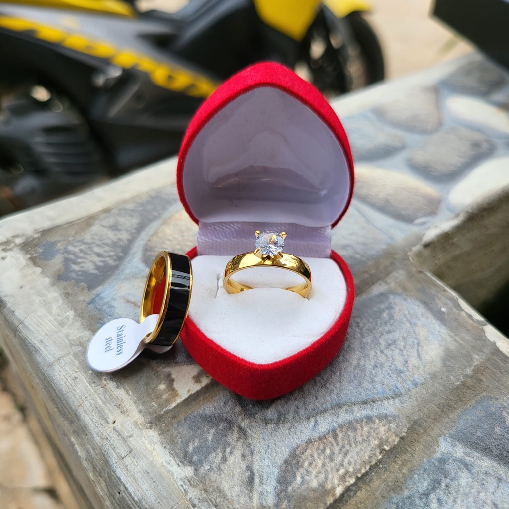 Cincin zikron mata TITANIUM Korean Fashion Couple Tunangan Titanium Emas Anti Karat Model TERBARU 2021 Untuk Pria Dan wanita free box