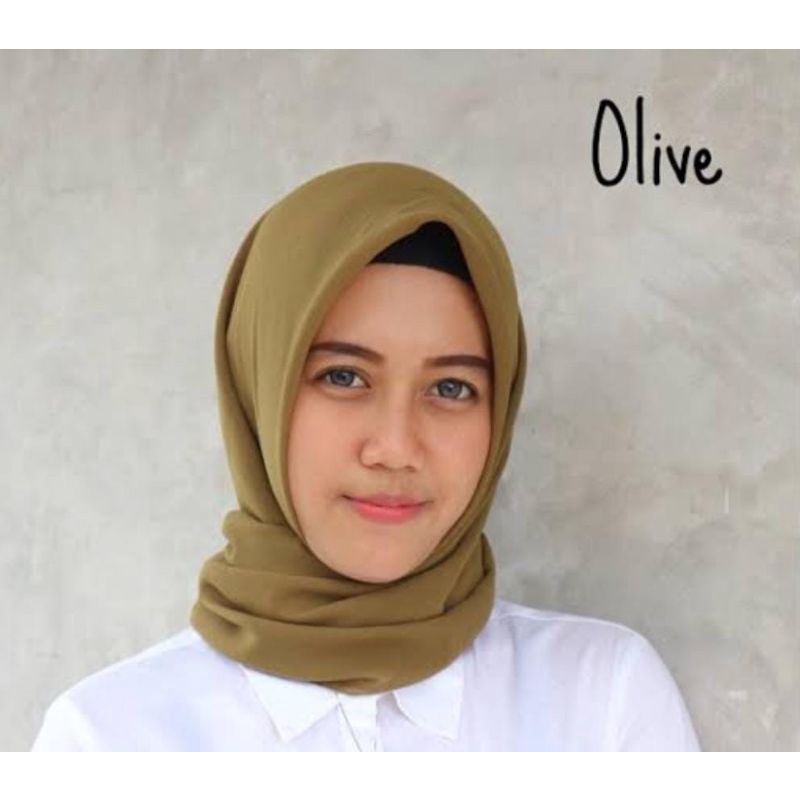 HIJAB SEGI EMPAT BELLA SQUARE TERMURAH JAHIT TEPI WARNA OLIVE
