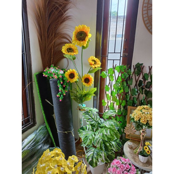 BUNGA MATAHARI VAS CORONG