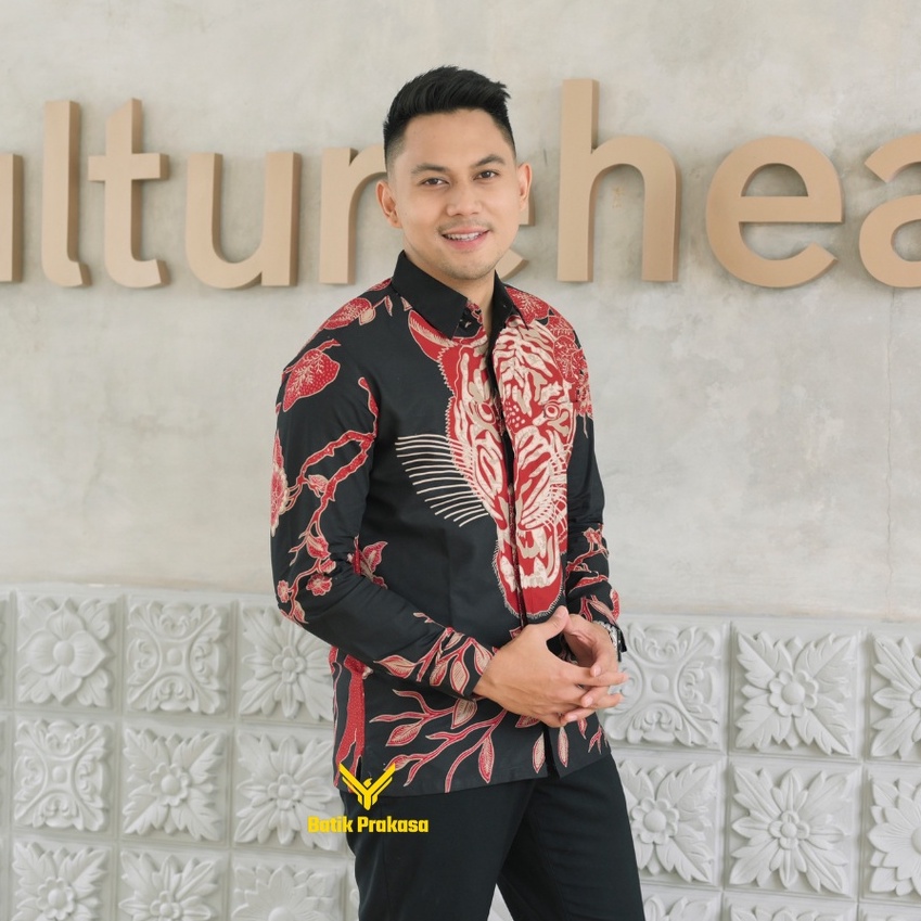 Kemeja Batik Prakasa Motif Maung Rekta Slimfit Lengan Panjang Batik Solo