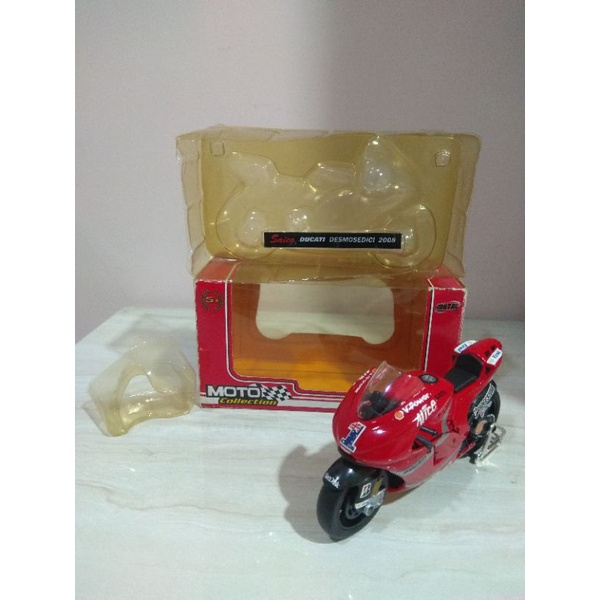 Diecast Motogp Ducati Casey Stoner 2008 Saico skala 1:16