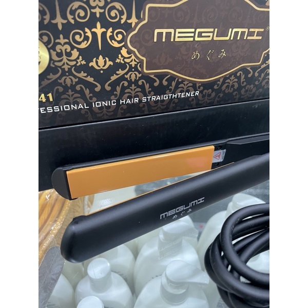 Megumi Ionic Hair Straightener MG41 Catok Flat