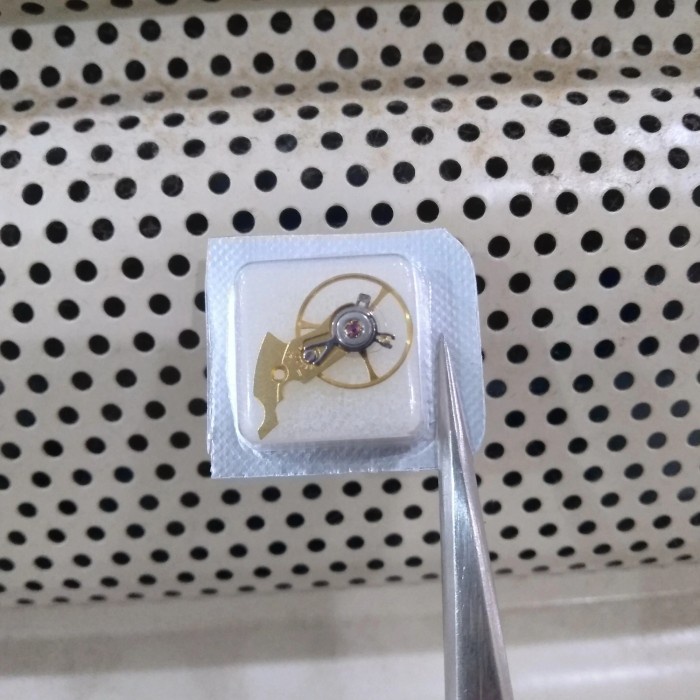 Glue Balance Mido 2836 Papan Kuning Eta Swiss