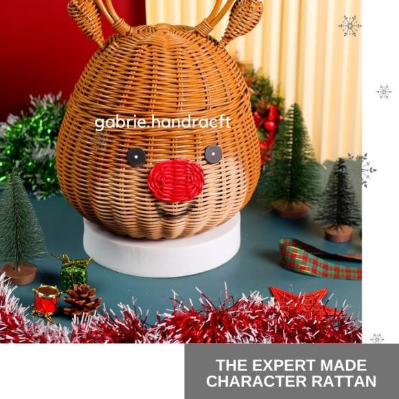 

ROTAN KEPALA RUSA - TEMPAT HAMPERS NATAL, SOUVENIR CHRISTMAS