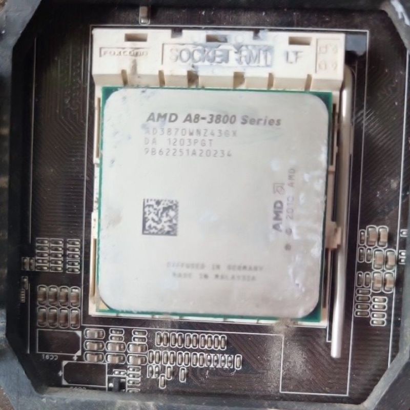 Motherboard Amd fm1 processor A8 3870 bonus fan