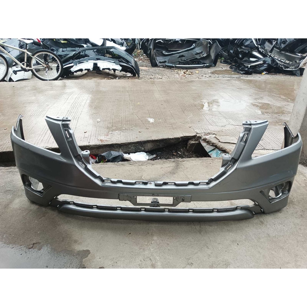 bumper depan innova 2014 (original)