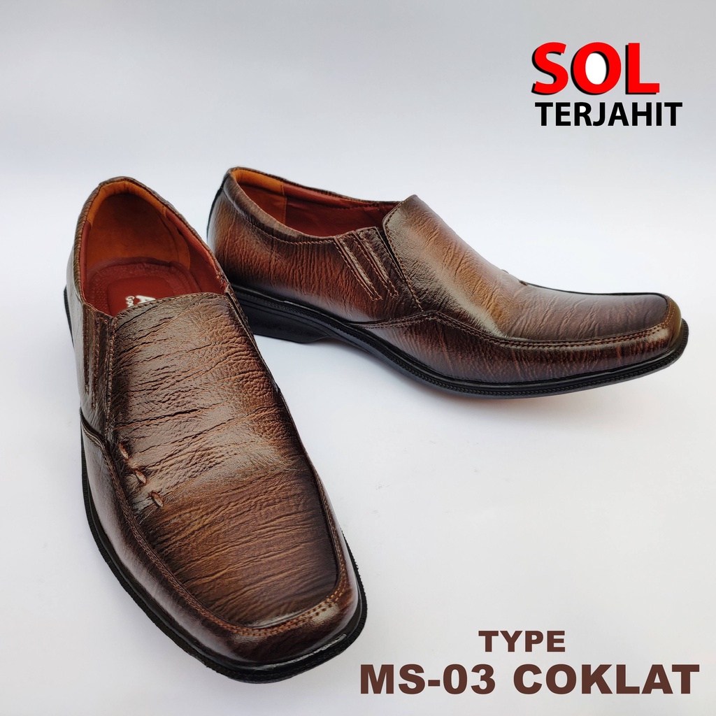 Sepatu Pantofel Kantor Pria Bahan Kulit Sapi Berkulitas