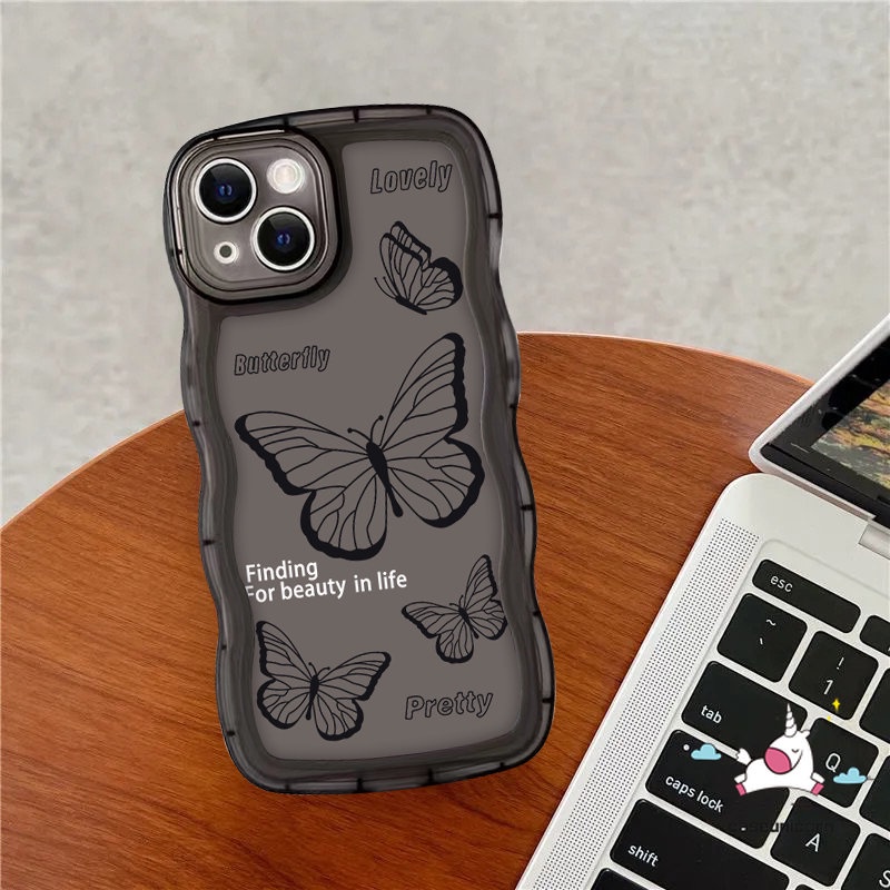 Samsung A04s A12 A04 A23 A14 A32 A04E A50 A13 A50s A30s A03 A33 A21s A53 A30 A20s A31 A02s A52 A20 A51 A03s A11 A30 A52s A22 Fashion Wavy Edge Cute Retro Butterfly Soft TPU Case