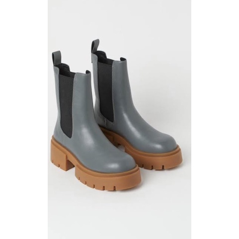 preloved H&M CHELSEA BOOTS GREY