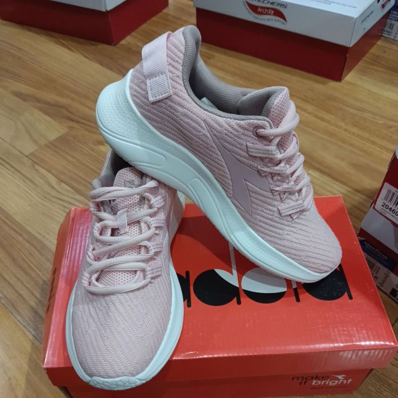 sepatu Diadora Evo (F)
