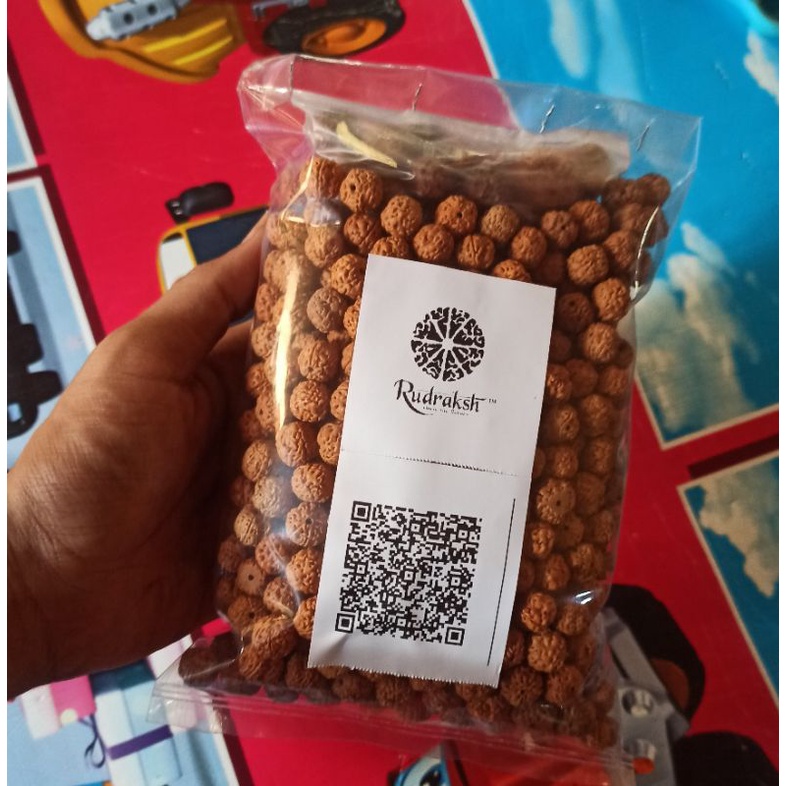 biji jenitri 1000 butir premium