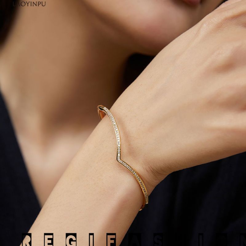 Gelang Bangle Fuji Viral Gelang Aurel Model V Gelang Wanita Korea Model Kekinian Anti Karat Tidak Luntur