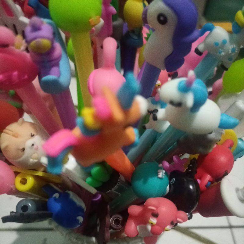 

Penkarakter6pcs+bonus(packingbublewrap)