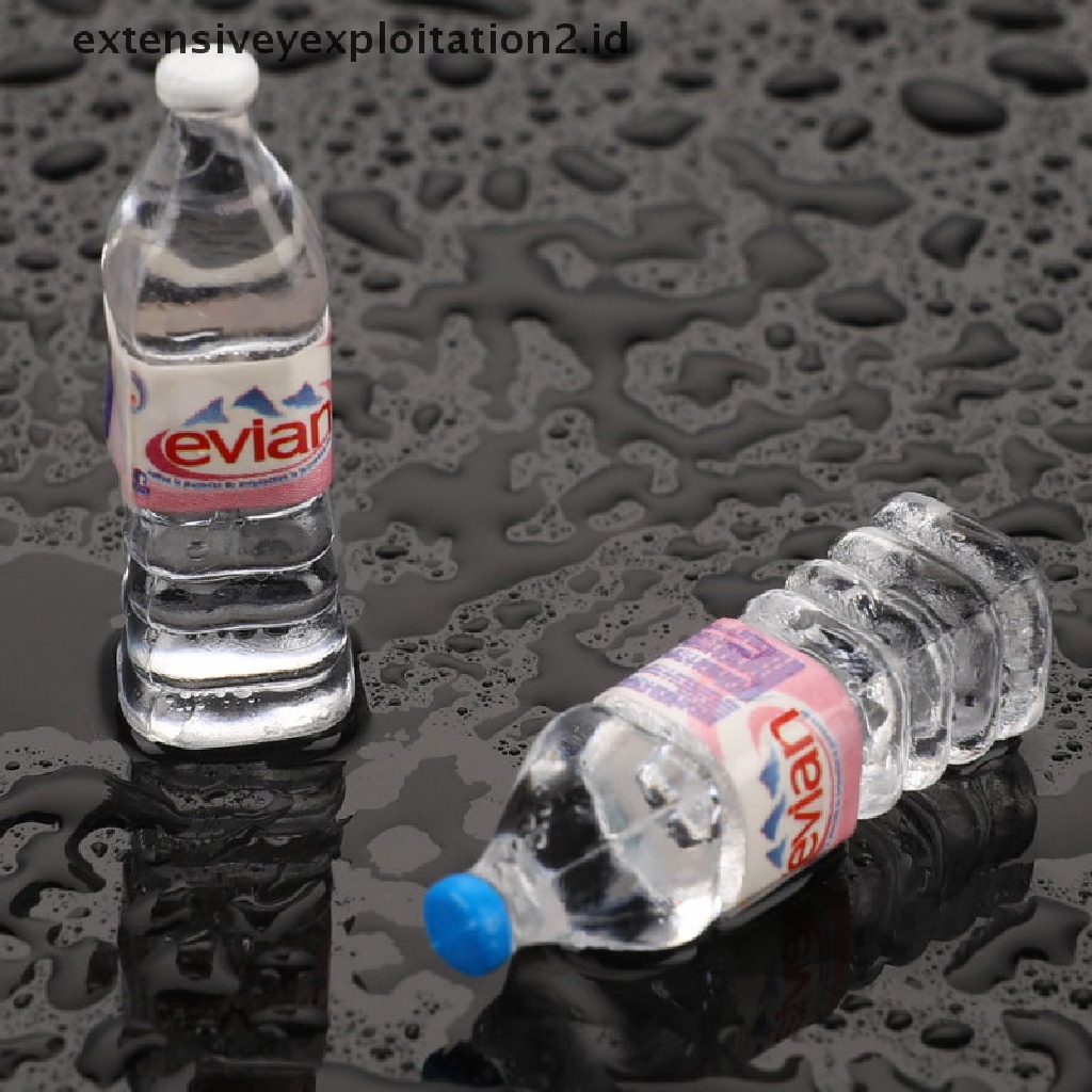 Mainan Miniatur Botol Air Mineral Bahan Resin Skala 1: 12 Untuk Rumah Boneka