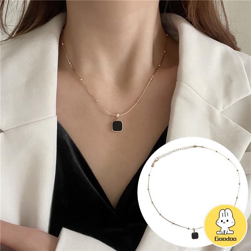 High-end Geometris Persegi Liontin Drop Minyak Kalung Wanita Fashion Kepribadian Desain Niche -Doo