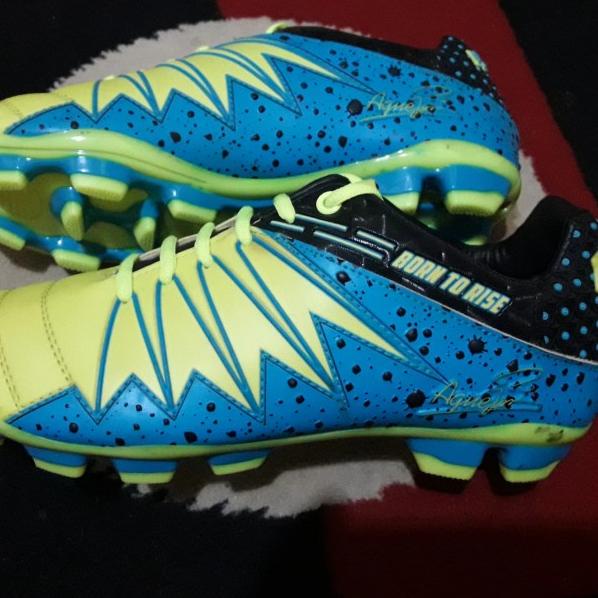 Sepatu bola FINOTTI AGUERO dijamin ORI - hijau-biru, 38