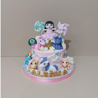 

LITTLE PONY WITH A GIRL UK 15CM/KUE ULANG TAHUN