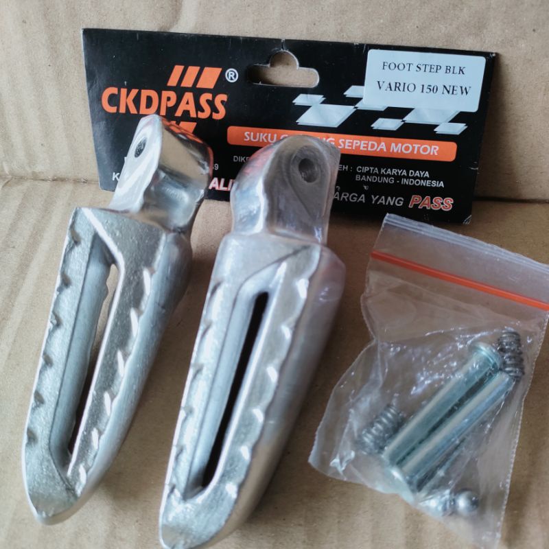FOOT STEP VARIO 150 NEW Belakang  / bancik belakang vario 125 vario 150 ckd