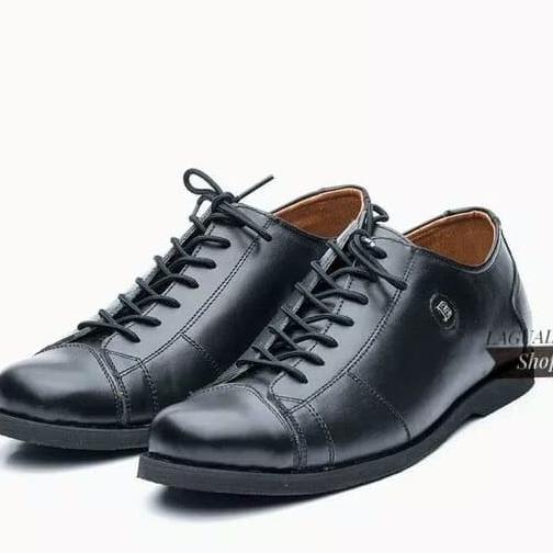 Sepatu Pria Low Boot Sneakers Kulit Asli Semi Pantofel BALLY-585 - Hitam, 39