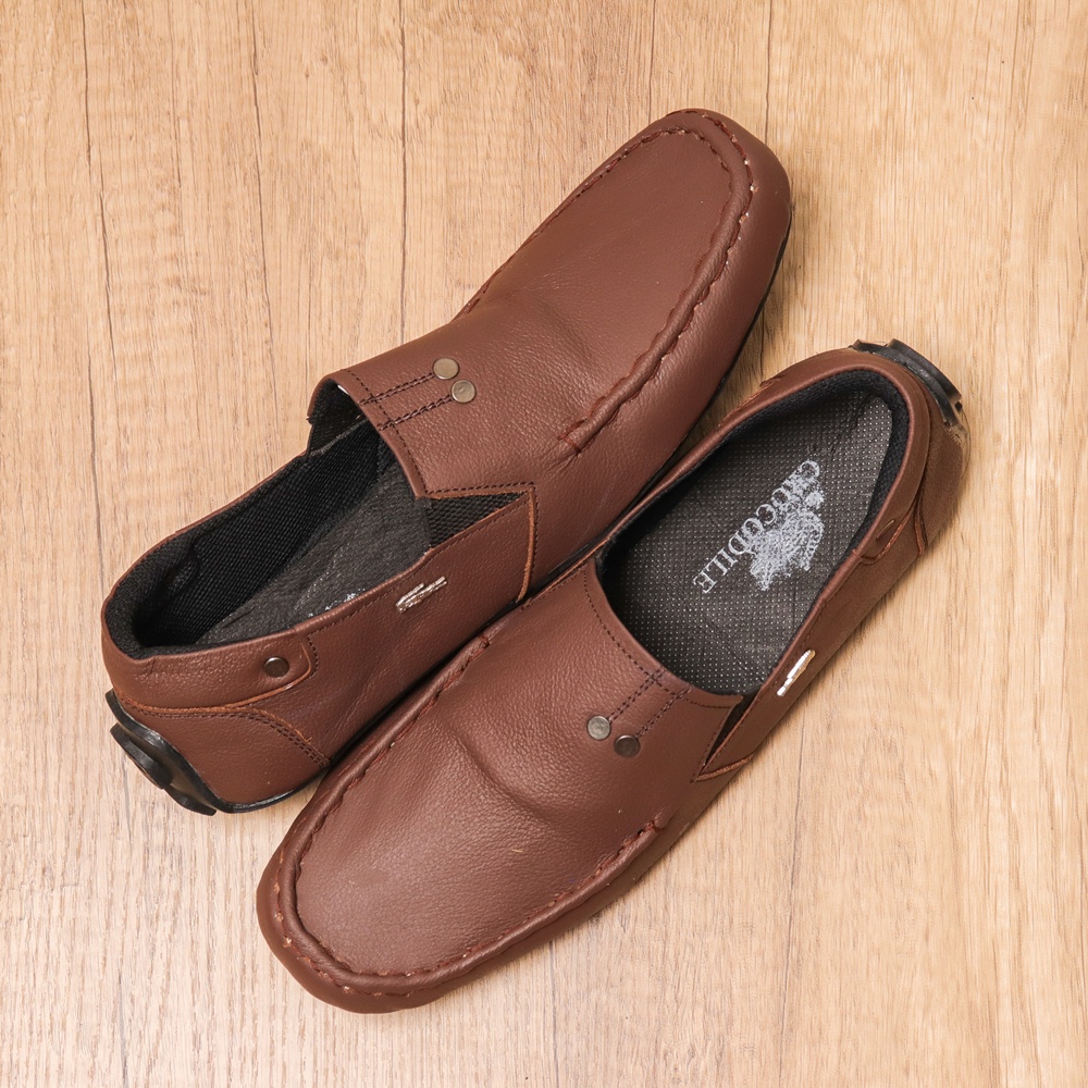 Sepatu Pantofel Pria Slip On Kulit Asli Street Walk Casual Formal Slop Cowo Keren Murah Promo Diskon Harga Terjangkau