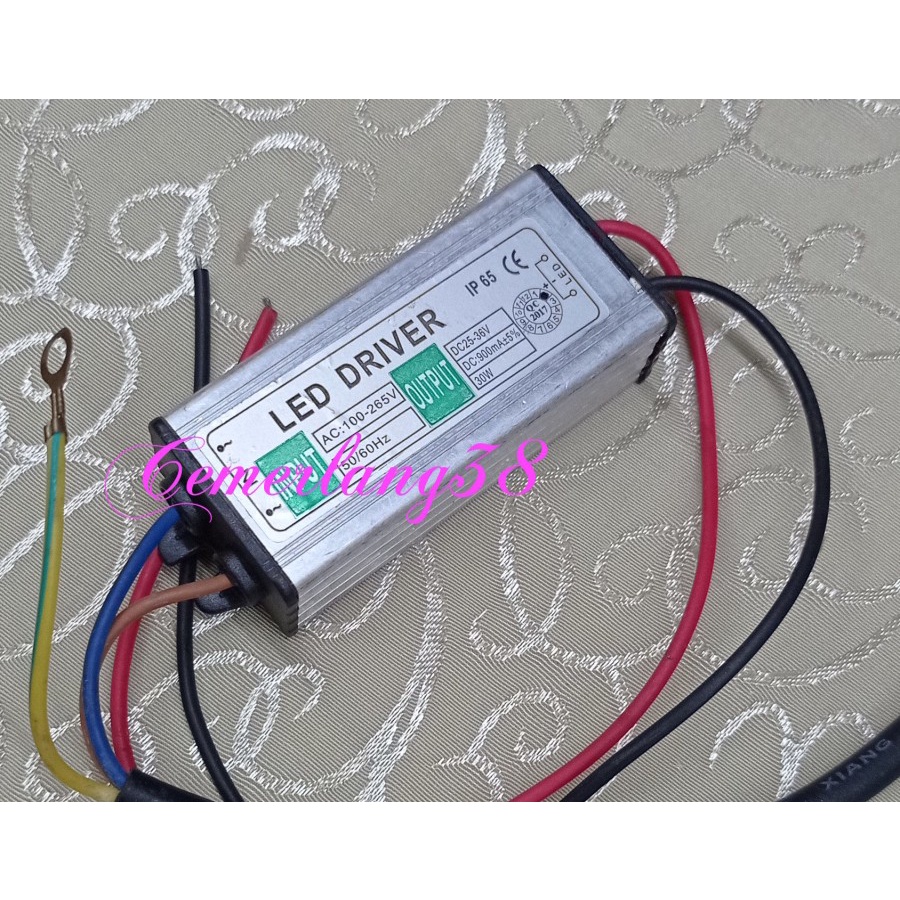 LED Driver 30 Watt 900 mA Casing Besi IP65 AC - DC 25 - 36V WATERPROOF