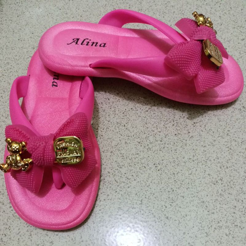 Sandal Jepit Anak Cewek Import/Sandal Jepit Anak Cewek Bangkok/Sandal Jepit Anak Cewek Terbaru/Sandal Jepit Anak Cewek Motif Boneka/Sandal Jepit Anak Cewek Jelly Karet Motif Pita Boneka