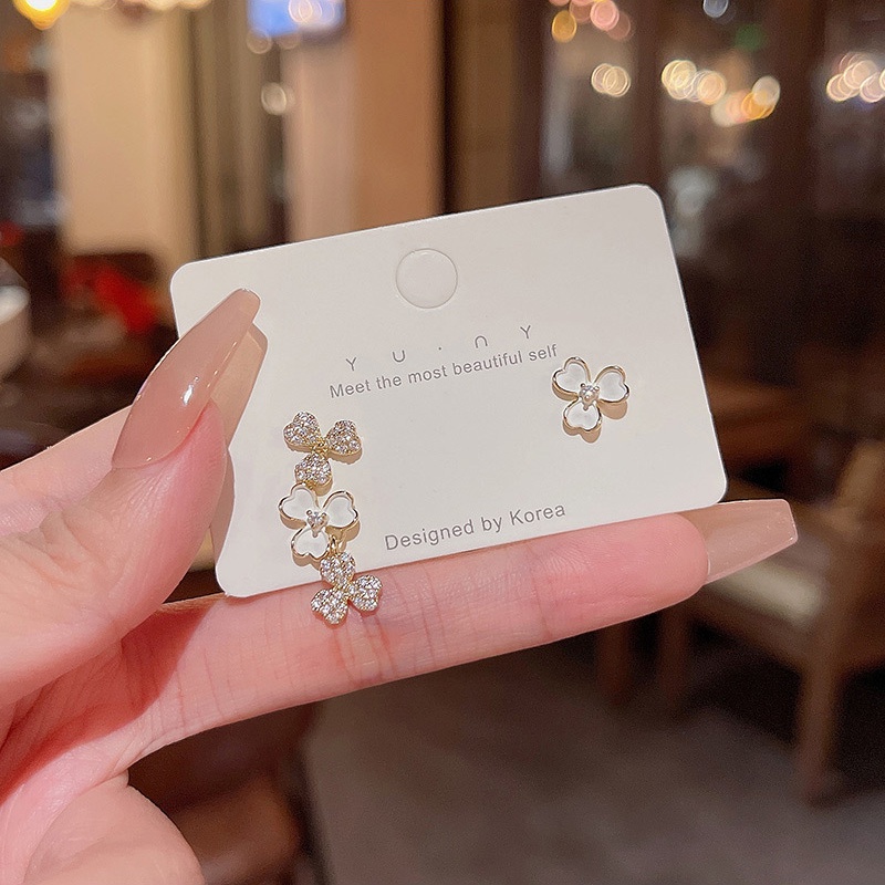 Anting Tusuk Sterling Silver 925 Desain Bunga Asimetris Hias Berlian Mewah Untuk Wanita