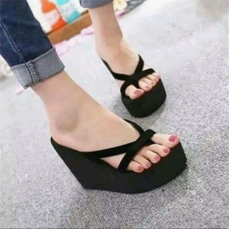 sandal wedges wanita model jepit silang