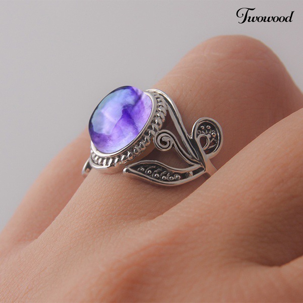 Cincin Antik Bentuk Daun Aksen Berlian Imitasi Warna Ungu Untuk Wanita