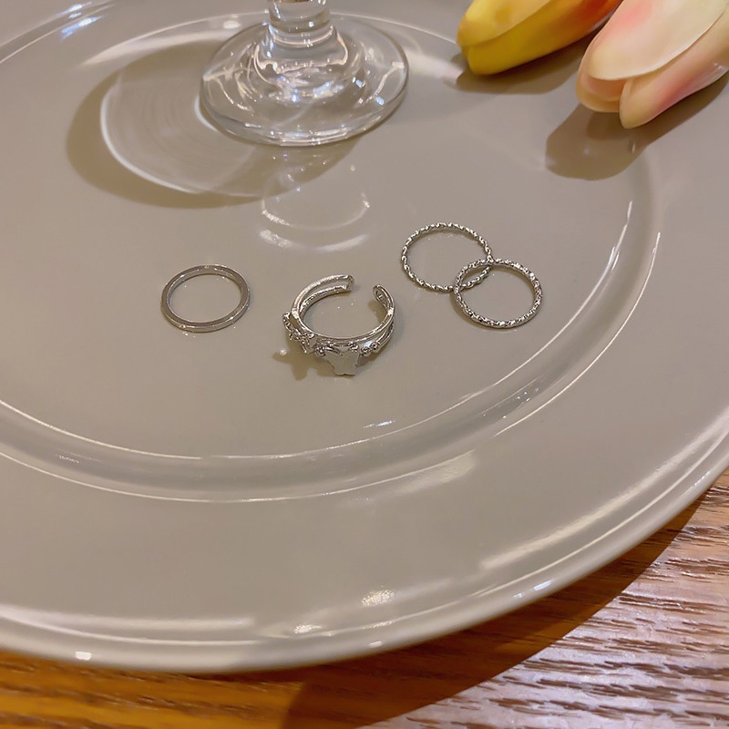 Set Cincin Bentuk Dasi Kupu-Kupu Untuk Wanita