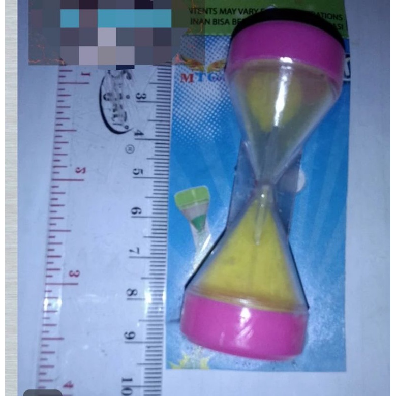 MAINAN JAM PASIR WAKTU