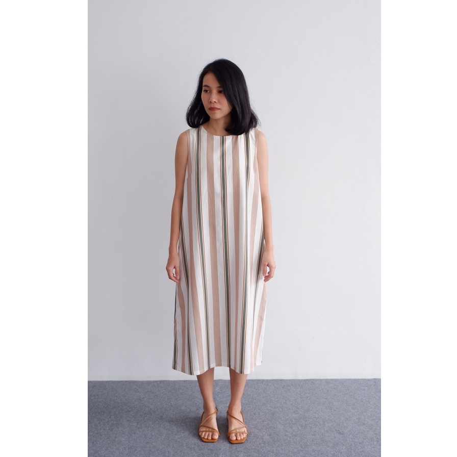 YOLA dress