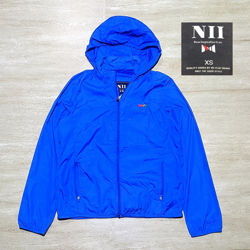 Jaket Thrift Running Sport NII Hoodie Olahraga Second Preloved Branded Kondisi 90% Bagus