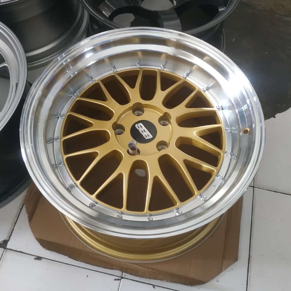 velg celong racing ring 18x9,5/10,5 baut 5x114,3 velg mobil R18 tuk civic,hrv,xpander,