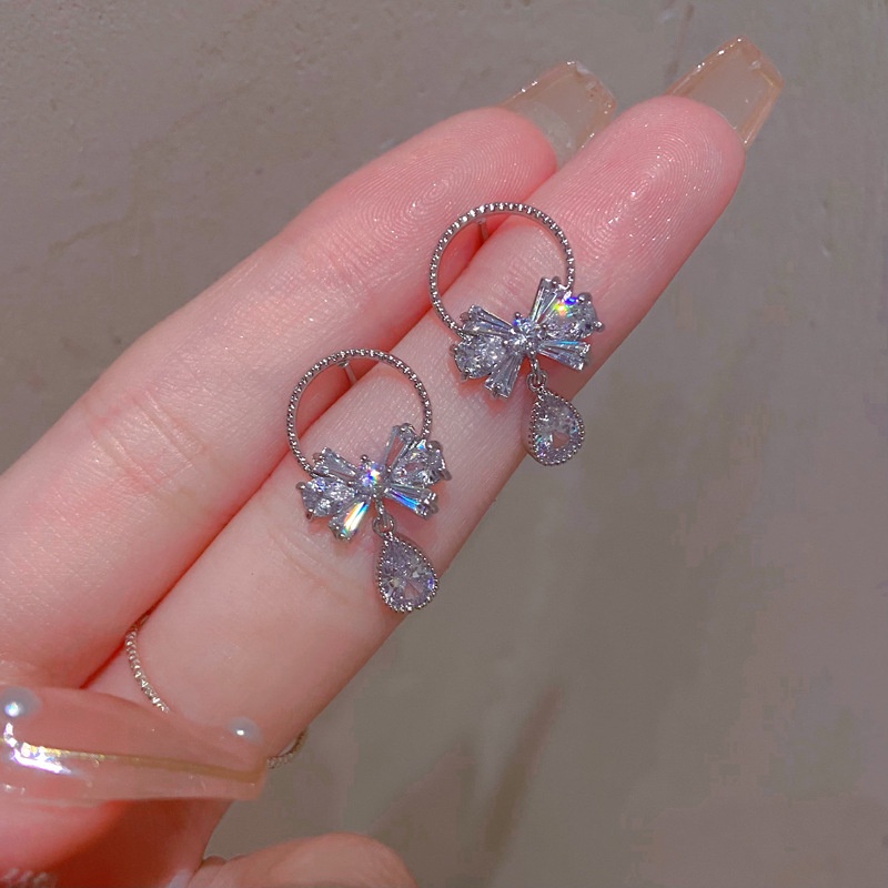 Roselife Anting Tusuk Silver Wanita Desain Tetesan Air Hias Kristal Zircon Berkilau Gaya Korea