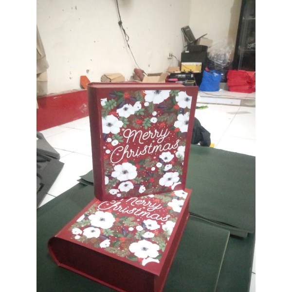 Hardbox Custom - Packaging Custom Desain - Custom Box Hampers