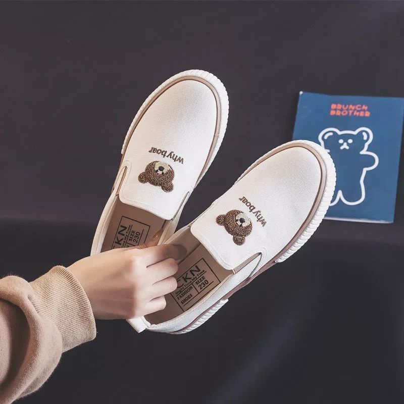 Sepatu Slip On Wanita Kanvas Bear