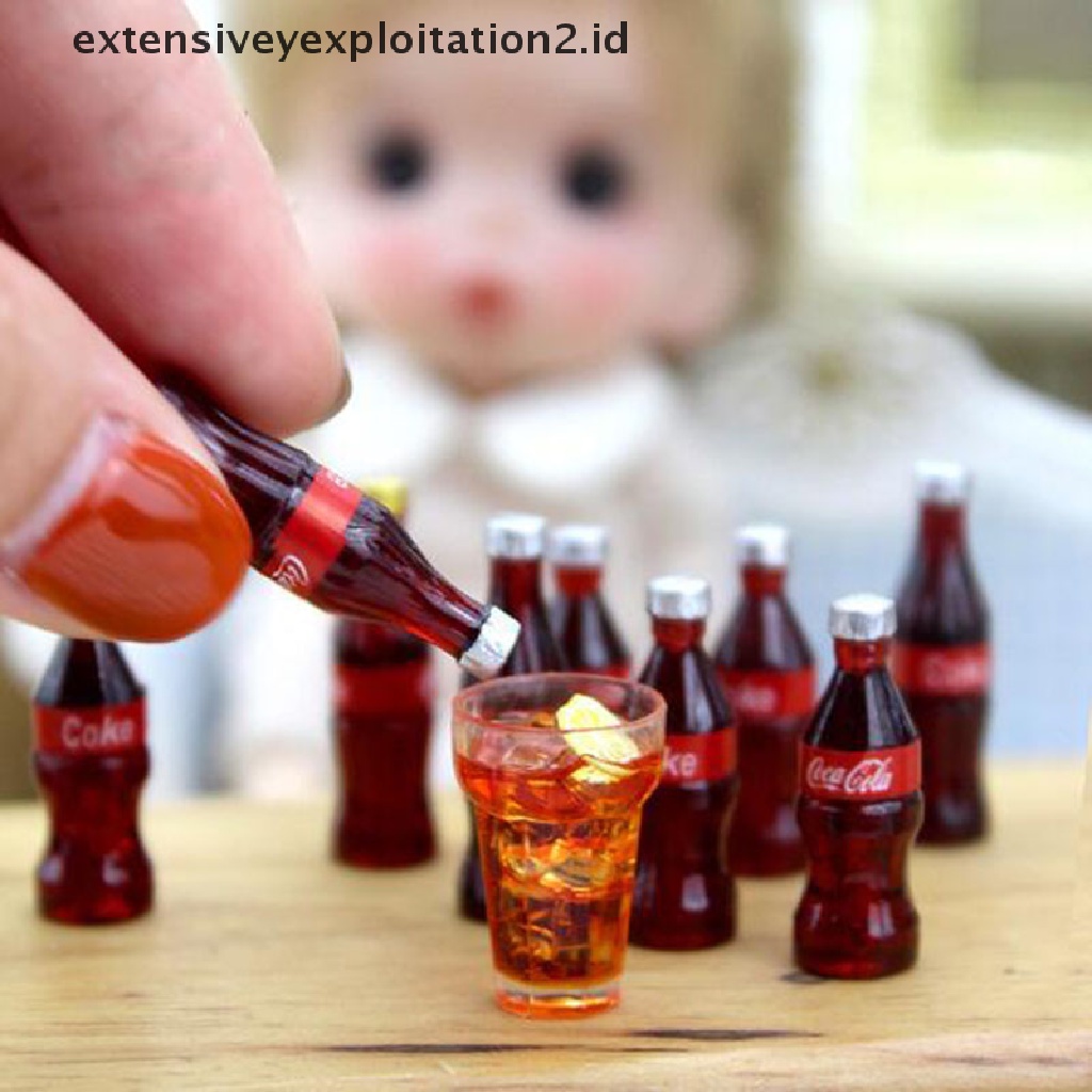 Mainan Miniatur Minuman Coke Skala 1: 12 Untuk Aksesoris Dapur Rumah Boneka