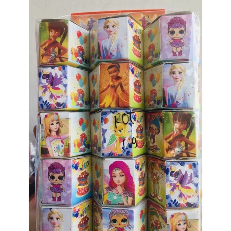 

Mainan Kotak Kado Ditarik Keluar Uang/ kotak kado Berhadiah